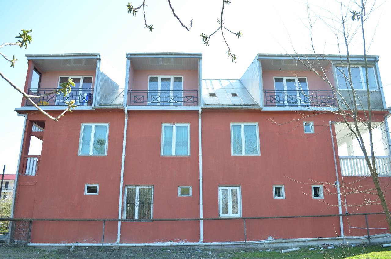 Hotel Near The Sea Kobuleti Εξωτερικό φωτογραφία