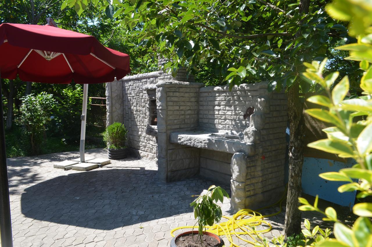 Hotel Near The Sea Kobuleti Εξωτερικό φωτογραφία
