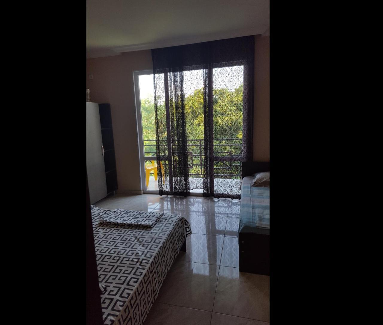 Hotel Near The Sea Kobuleti Εξωτερικό φωτογραφία
