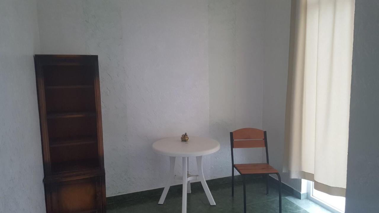 Hotel Near The Sea Kobuleti Εξωτερικό φωτογραφία
